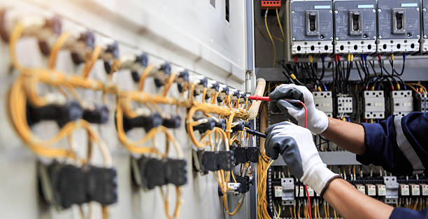 Professional Electrician technician working in Big Sandy, TX